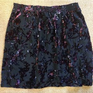 [LOFT] Skirt with velvet floral details